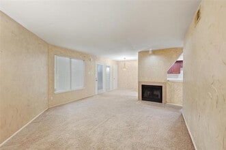 2311 Basil Dr in Arlington, TX - Foto de edificio - Building Photo