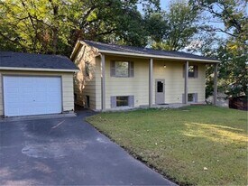 817 Kansas Ave in St. Paul, MN - Building Photo