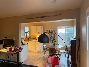 2772 Madera Ave-Unit -2772 in Oakland, CA - Foto de edificio - Building Photo