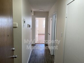 4418-4450 50 St in Leduc, AB - Building Photo - Building Photo