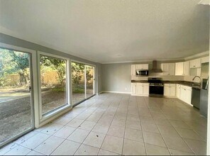 701 Montclaire Way in Mobile, AL - Building Photo - Building Photo