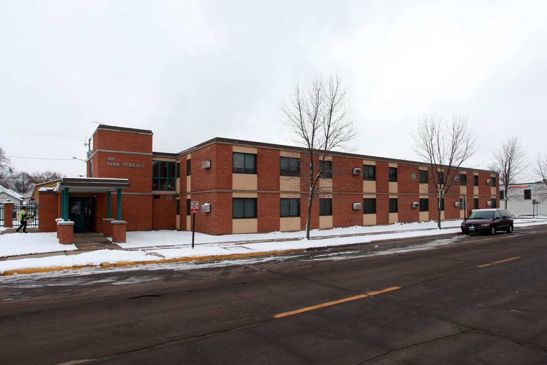 Park Terrace Manor in Hibbing, MN - Building Photo