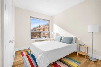 15 Roebling St in Brooklyn, NY - Building Photo - Building Photo