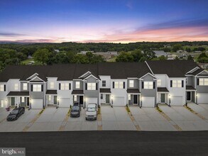 45 Kitsune Blvd in Martinsburg, WV - Building Photo - Building Photo