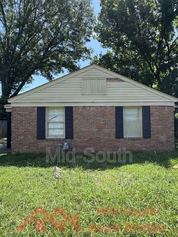 property at 1604 Echles St