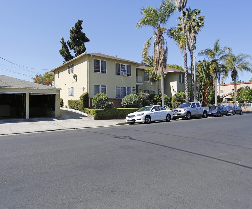 4464 4th St in Los Angeles, CA - Building Photo