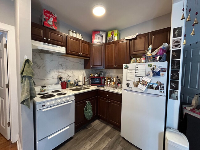 property at 6956 N Ashland Ave