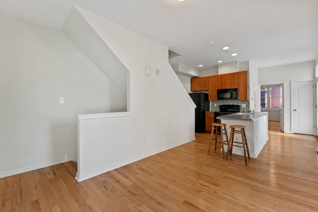 1643 Fitzwater St, Unit A in Philadelphia, PA - Foto de edificio - Building Photo