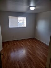 9993 Sloane Sq, Unit B in St. Louis, MO - Building Photo - Building Photo