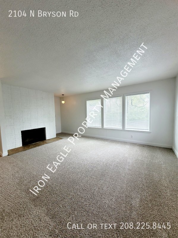 2104 N Bryson Rd in Boise, ID - Building Photo - Building Photo