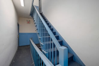 106 Willow Ave in Hoboken, NJ - Building Photo - Building Photo