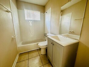 6167 Matthews St in Baton Rouge, LA - Building Photo - Building Photo