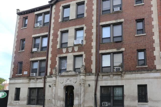 3345 N Marshfield Ave in Chicago, IL - Building Photo