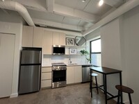 Lawrence Lofts in Chicago, IL - Foto de edificio - Building Photo