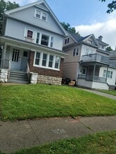 126 Lisbon Ave, Unit lower in Buffalo, NY - Building Photo - Building Photo