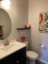 10484 Beautiful Fruit St in Las Vegas, NV - Foto de edificio - Building Photo
