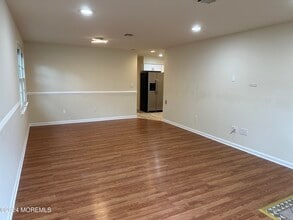 974 Cypress Ave in Brick, NJ - Building Photo - Building Photo