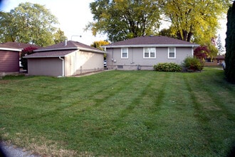 3123 Garfield Ave in Highland, IN - Foto de edificio - Building Photo