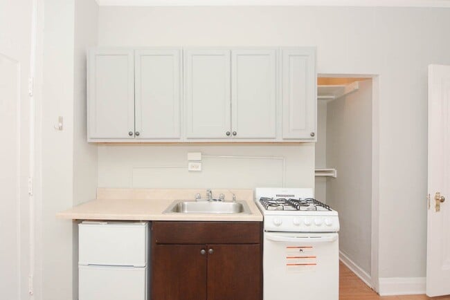 3836 N Fremont St in Chicago, IL - Building Photo - Building Photo