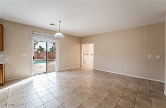 3910 Eagle Rose St in North Las Vegas, NV - Building Photo - Building Photo