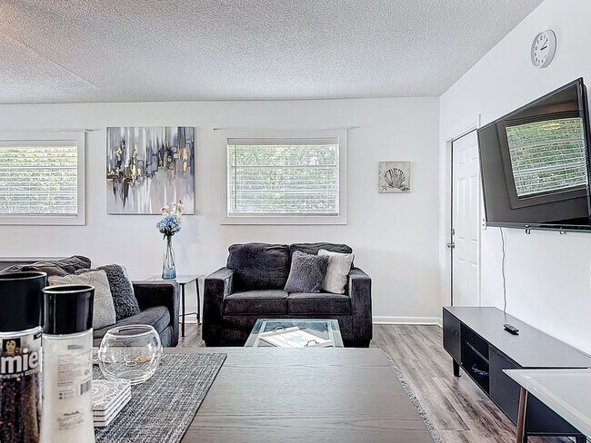 105 Sheeler Ave, Unit SI FL1-ID1531380P in Apopka, FL - Building Photo - Building Photo