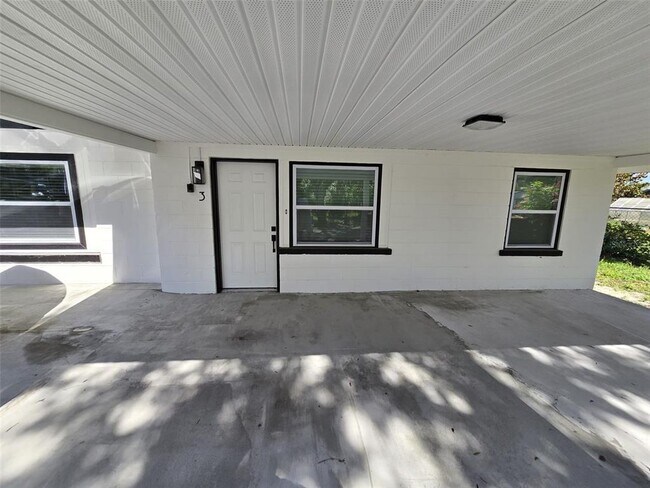 416 W Ianthe St in Tavares, FL - Building Photo - Building Photo