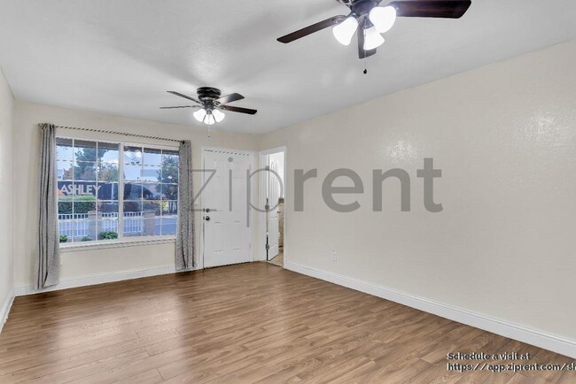 1659 Knickerbocker Dr in Stockton, CA - Building Photo - Building Photo