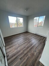 2001 N Eldorado Ave in Klamath Falls, OR - Building Photo - Building Photo