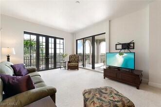 8000 Via Sardinia St in Estero, FL - Building Photo - Building Photo