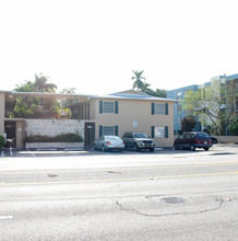 12155 NE 6th Ave in Miami, FL - Building Photo - Building Photo