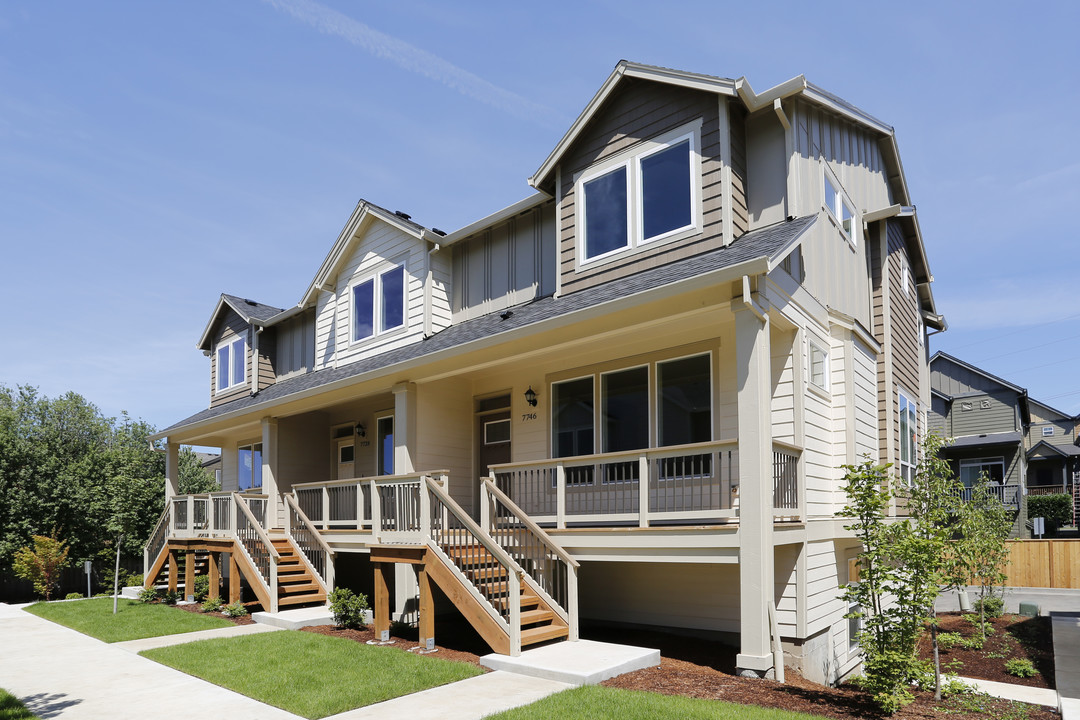 Heritage Terrace in Hillsboro, OR - Building Photo