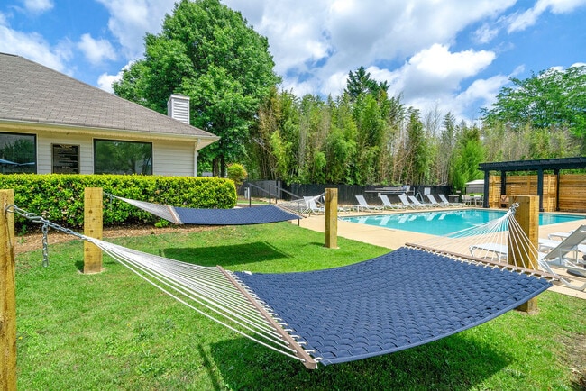 The Vineyards Apartment Homes in Cartersville, GA - Foto de edificio - Building Photo