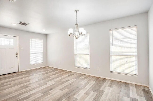 5514 Jarvis St in Lubbock, TX - Building Photo - Building Photo