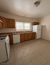 129 Grumman Ave in Newark, NJ - Building Photo - Building Photo