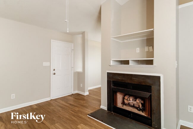 129 Bridlewood Ave in High Point, NC - Building Photo - Building Photo