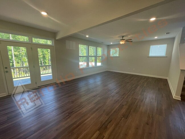 39 Echo Canyon Dr in Clayton, NC - Building Photo - Building Photo