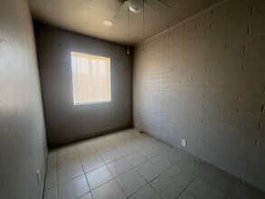 2237 W Glenrosa Ave in Phoenix, AZ - Building Photo - Building Photo