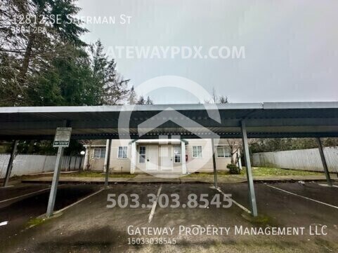 12812 SE Sherman St in Portland, OR - Building Photo - Building Photo