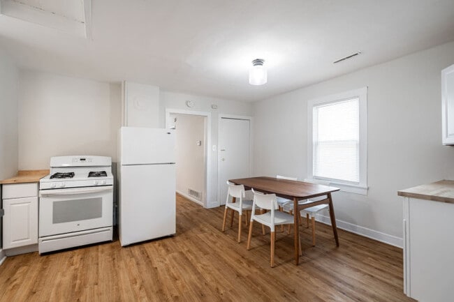 1529 N Jefferson St in Milwaukee, WI - Building Photo - Building Photo