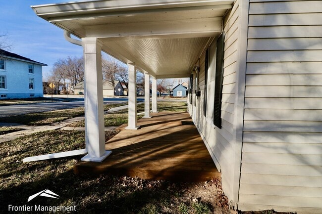 212 Ash St in Wamego, KS - Building Photo - Building Photo