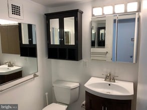 3333 University Blvd W-Unit -1211 in Kensington, MD - Building Photo - Building Photo