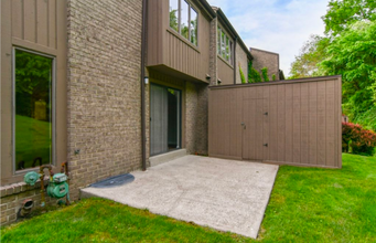 456 Willow Ct in Pittsburgh, PA - Foto de edificio - Building Photo