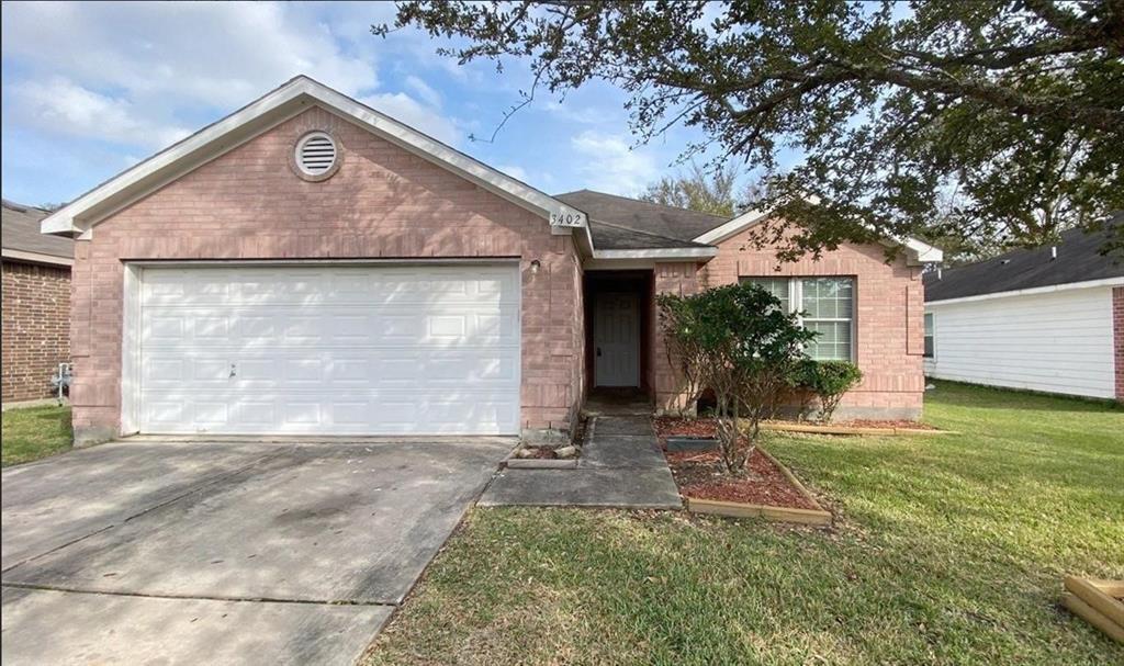 3402 Hunter's Canyon in Baytown, TX - Building Photo