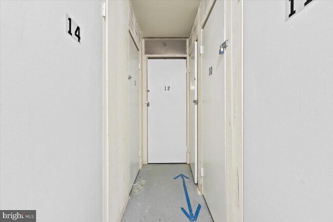 3332 Spring Ln in Falls Church, VA - Building Photo - Building Photo