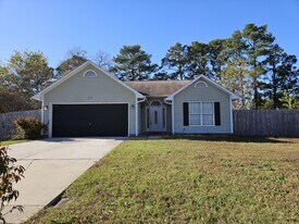 212 Longleaf Pines Dr in Raeford, NC - Building Photo