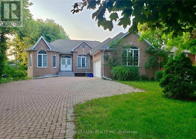 property at 282 Elgin Mills Rd W