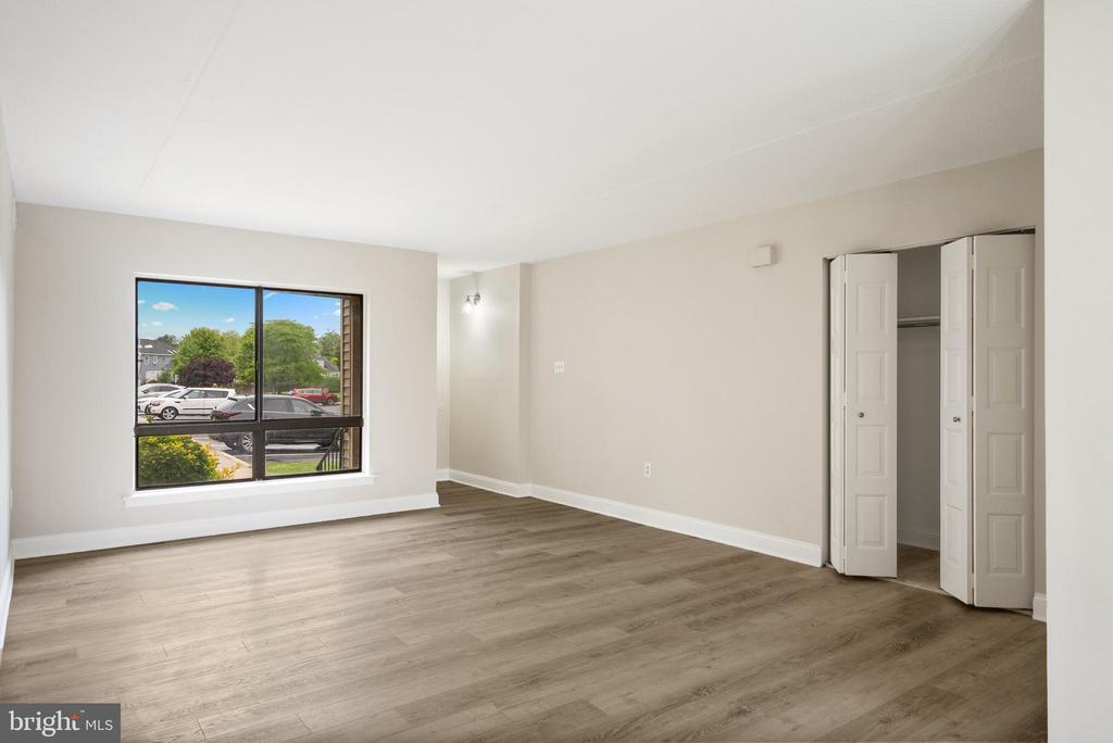 31 Ashley Ct in Evesham, NJ - Building Photo