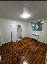 12932-12118 118 Ave NW in Edmonton, AB - Building Photo - Building Photo