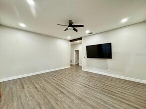 1216 E Chelsea St in Tampa, FL - Building Photo - Building Photo