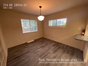 356 NE 180th St in Shoreline, WA - Building Photo - Building Photo